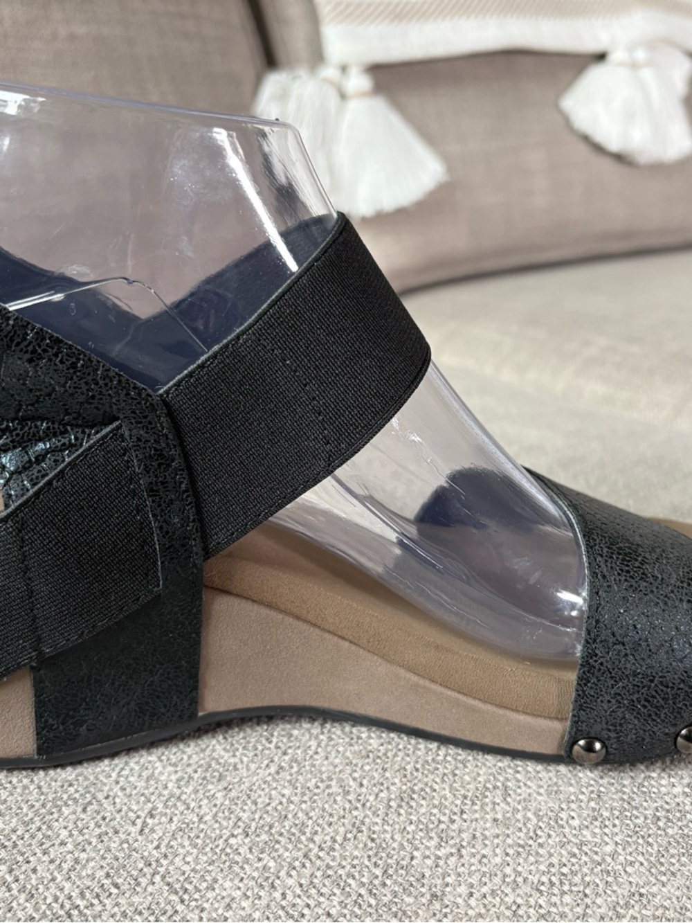 BOUTIQUE BY CORKYS “BANDIT” PLATFORM SANDAL, BLACK, 7 COMFORT MEMORY FOAM INSOLE - Picture 7 of 15